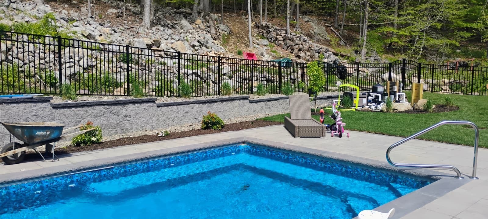 Pool Surround & Retaining Wall